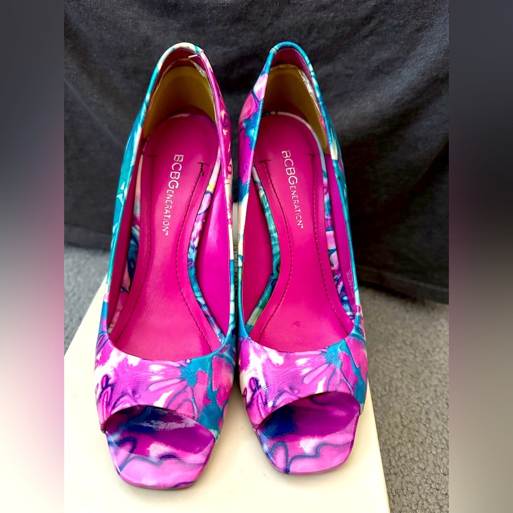 Multi-colored open toe heels